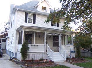 215 S Genoa St, Genoa, IL 60135