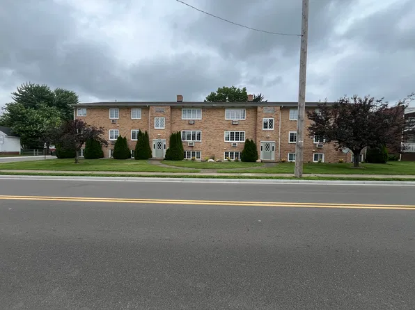 705 E Maple St #2B, North Canton, OH 44720