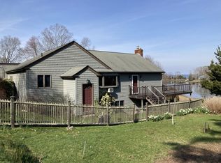 114 Duck Cove Rd, North Kingstown, RI 02852