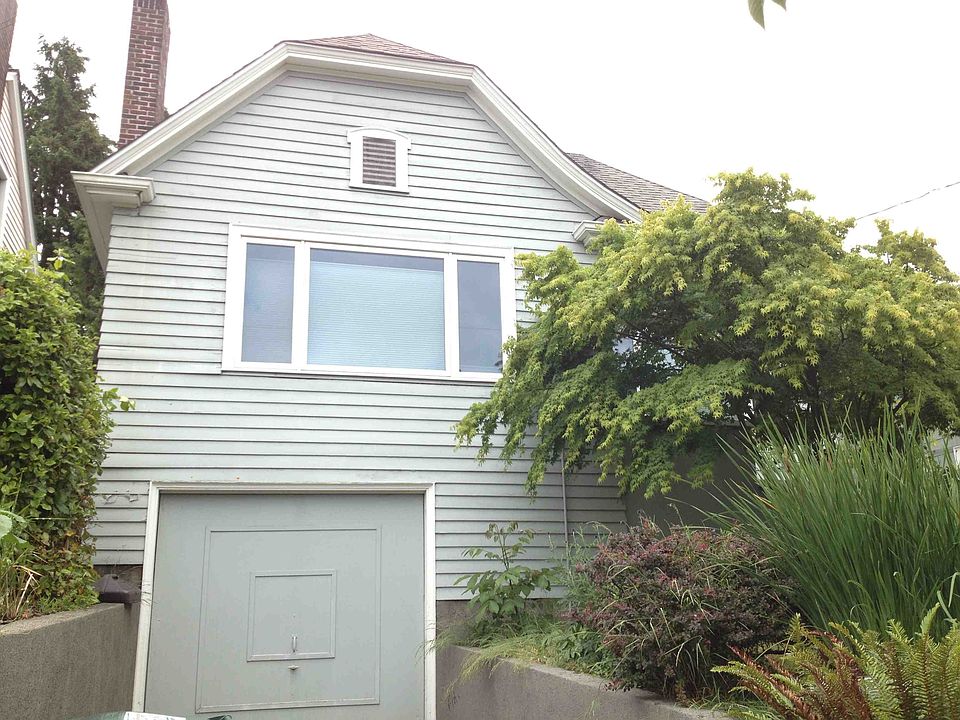2nd image of 6824 17th Ave NE