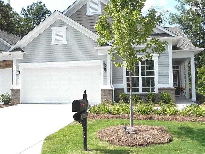 1st image of 9043 Smokey Hill Ln