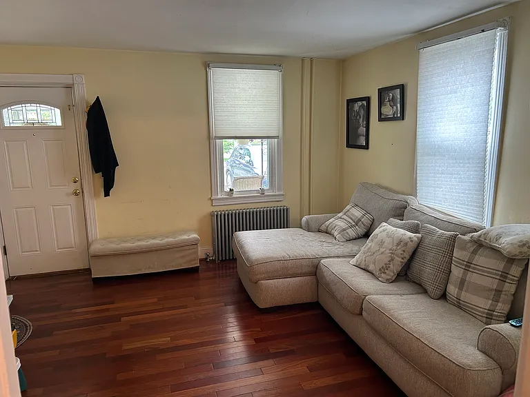 224 Highland Ave — Photo 3