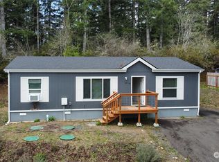 141 NE Larson Lake Ln, Belfair, WA