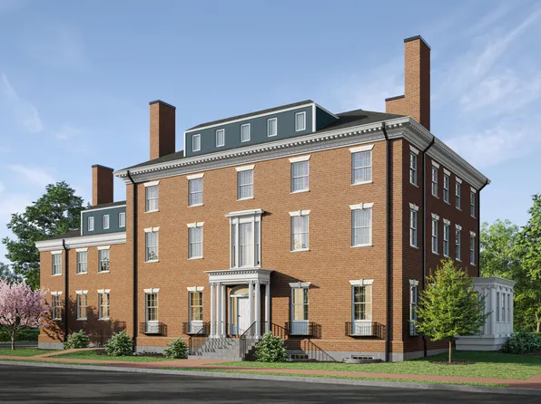 120 West Street #5, Portland, ME 04102