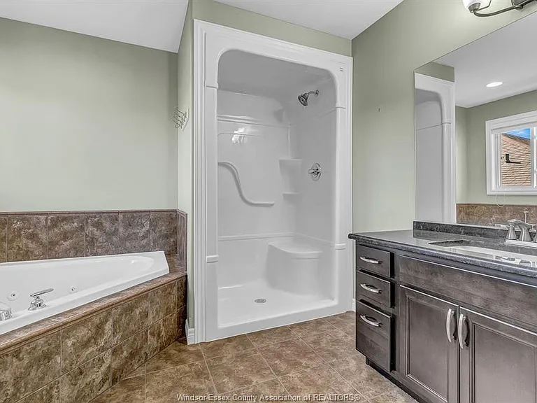 420 Runstedler Dr — Photo 23