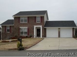 836 Scully Dr, Fayetteville, NC 28314