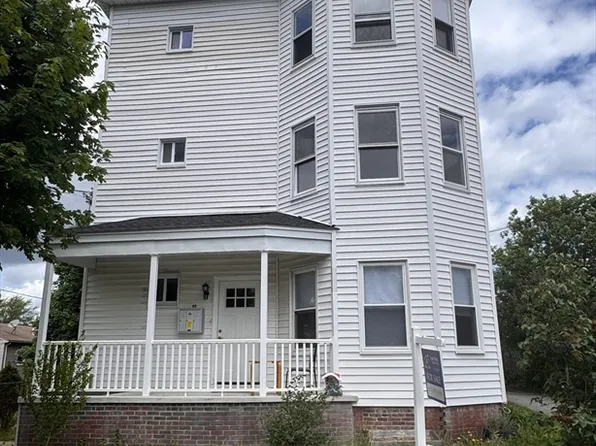 17 Norcross St Floor 3, Arlington, MA 02474