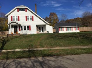 2805 S Park Dr, Stow, OH 44224