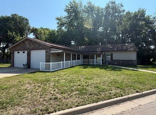 507 5th St W, Canby, MN 56220
