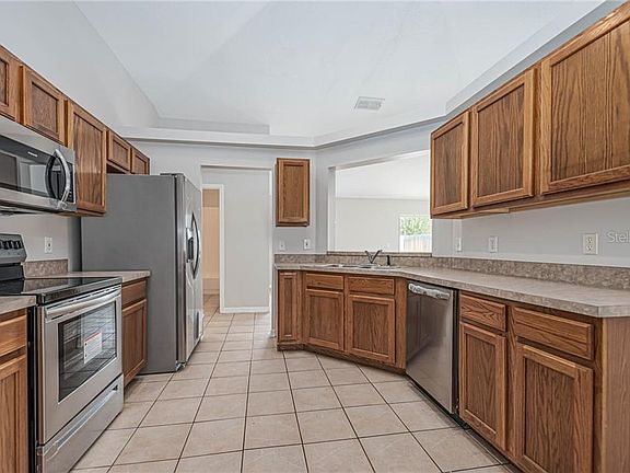 4th image of 10768 Brown Trout Cir