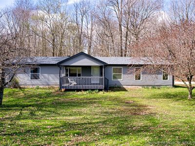 9084 E Blue River Road, Pekin, IN, 47165