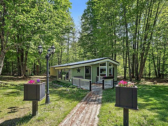 2nd image of 3523 Mount Bliss Rd