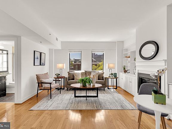 5th image of 1727 R St NW APT 402