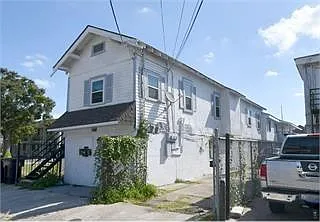 1222 S Salcedo St #101 Photo 1