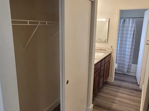 18204 N 19th St, Phoenix, AZ 85022