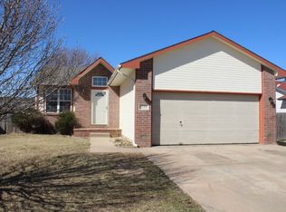 1929 S Brandon Cir, Wichita, KS 67207