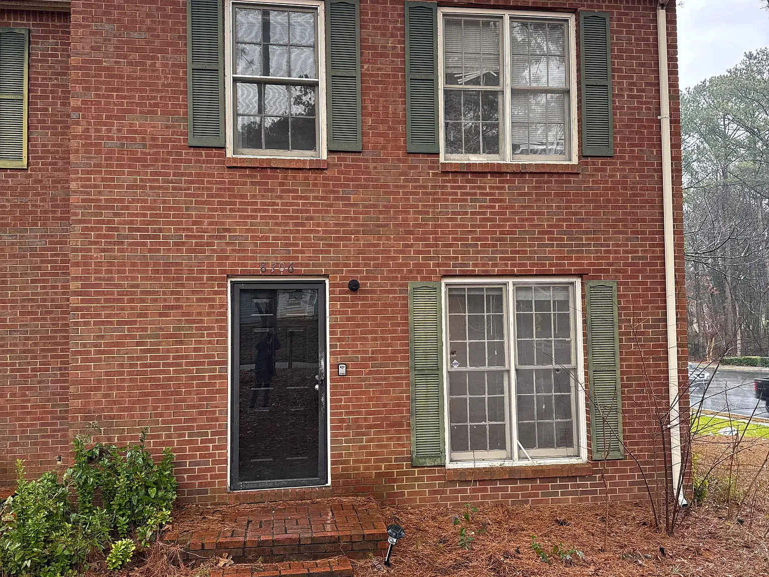 2 bed, 2.5 bath, 1120 sqft, $1,295 — Photo 2