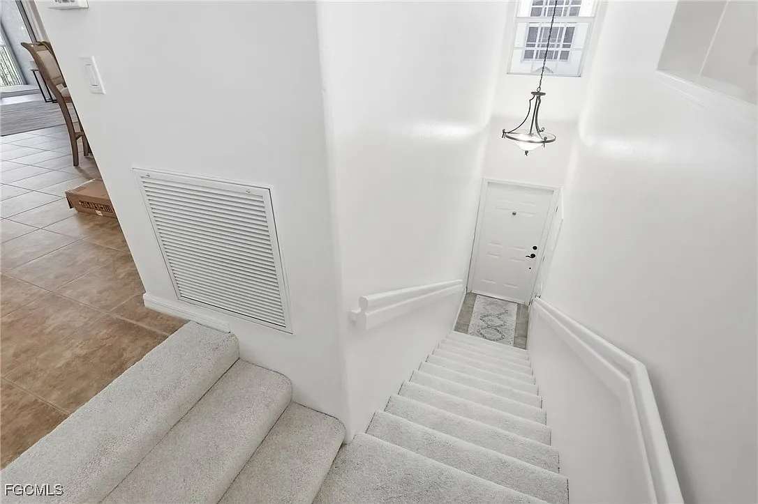2 bed, 2.0 bath, 1749 sqft, $2,500 — Photo 4
