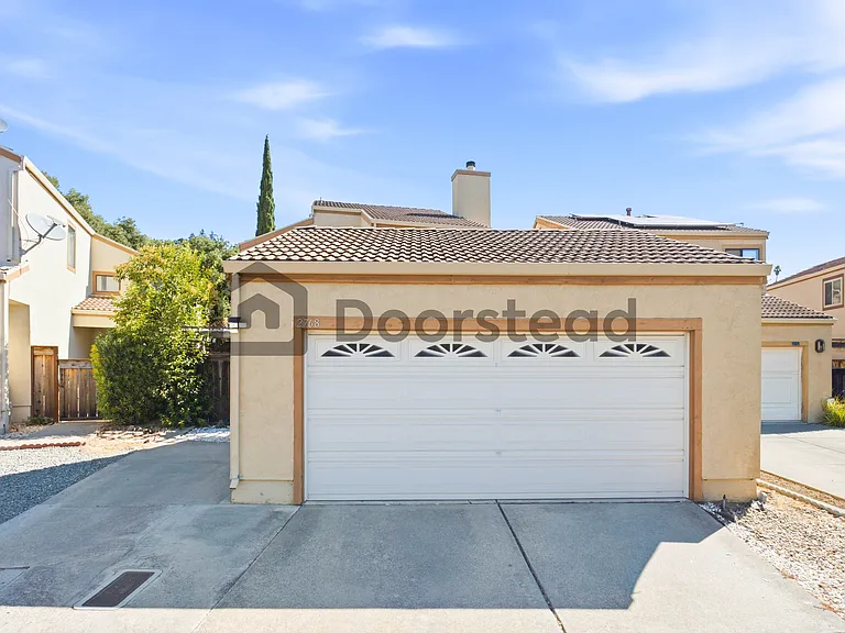 2768 Gamble Ct — Photo 4