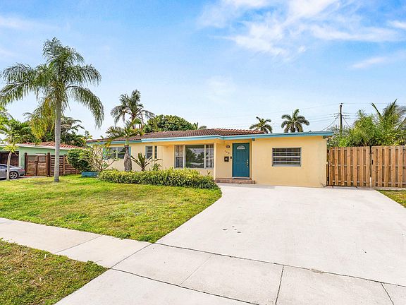2nd image of 360 NE 23rd Way