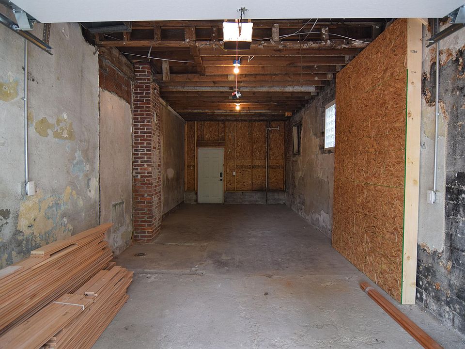 2nd image of 4001 E Michigan St Unit 1