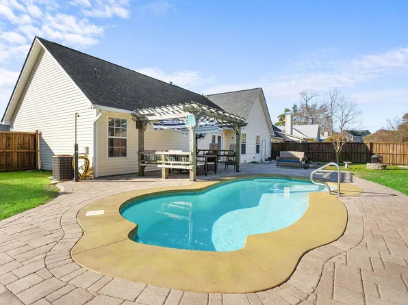 322 Equinox Cir, Ladson, SC 29456