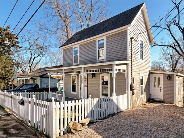 18 Elk St, Eureka Springs, AR 72632