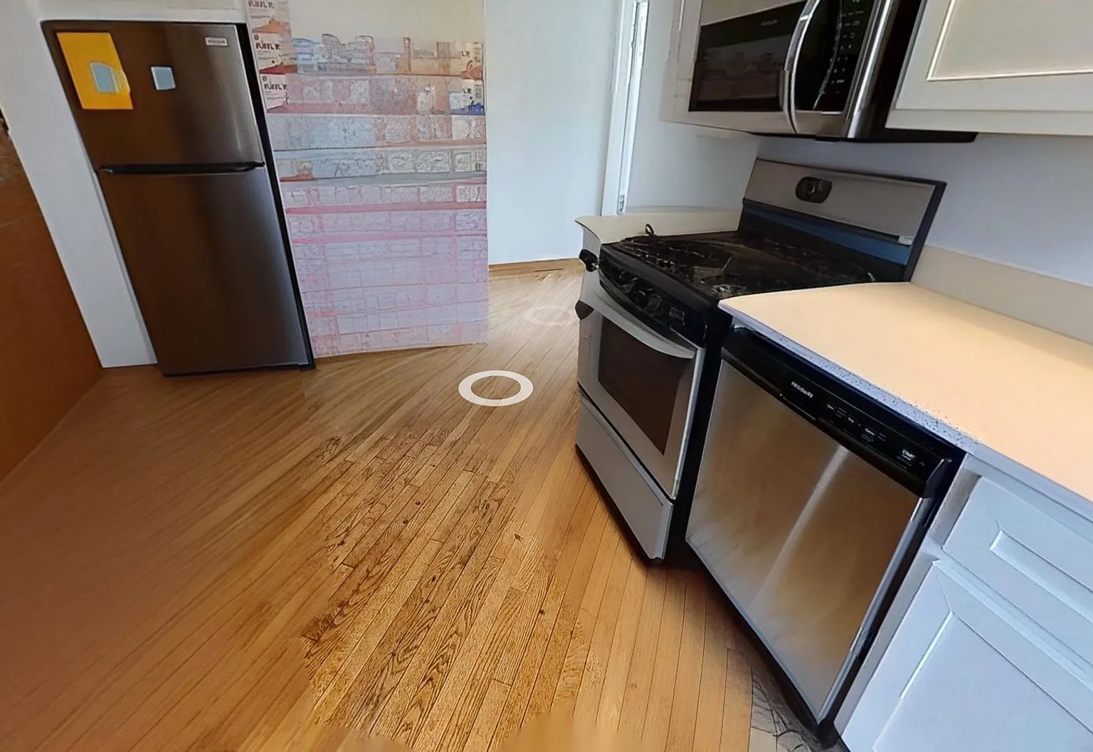 3 bed, 1.0 bath, 764 sqft, $1,750 — Photo 4