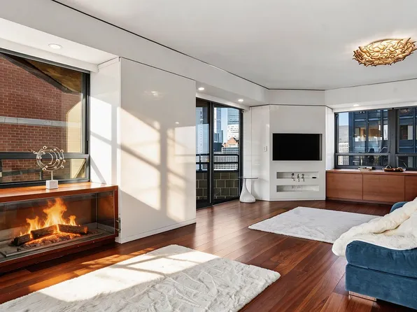 240 E 47th St #37AB, New York, NY 10017