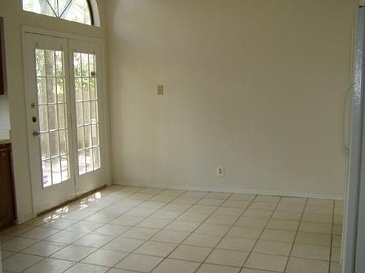 5th image of 9734 QUIET LAKE