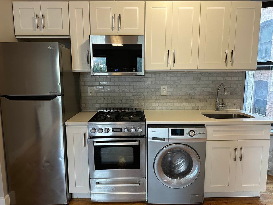 1st image of 124 E 103rd St APT 12