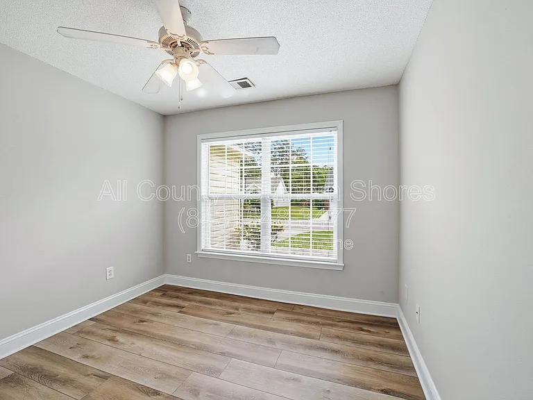 412 Harbour Reef Dr — Photo 6