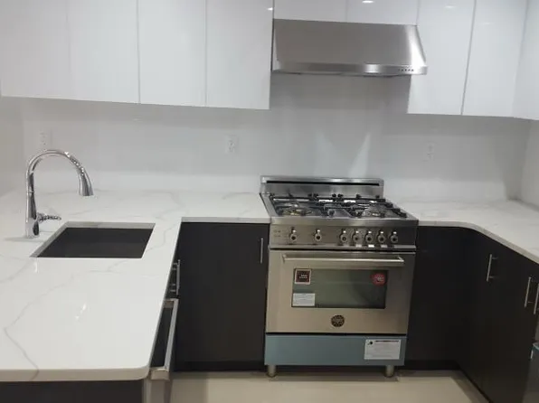 158-15 Union Turnpike #2A, Fresh Meadows, NY 11366