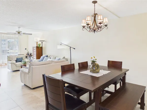 381 S Hollybrook Dr APT 106, Hollywood, FL 33025