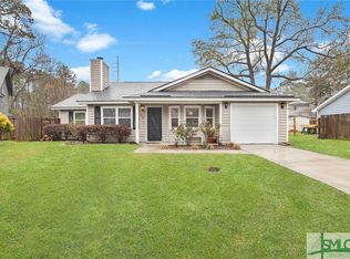 30 Tara Manor Dr, Savannah, GA 31406
