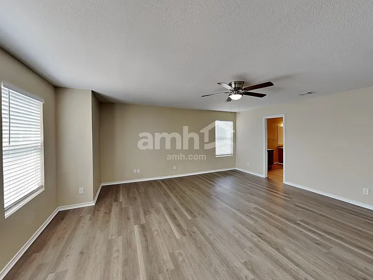 512 Hinge Loop — Photo 12
