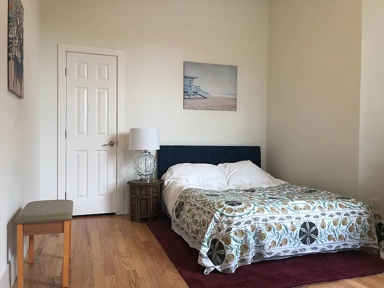 2060 San Antonio Ave — Photo 4