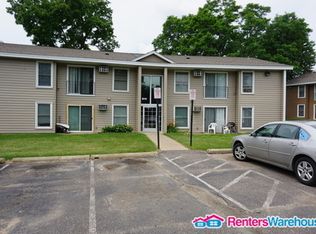 911 7th St S APT 3, Hopkins, MN 55343