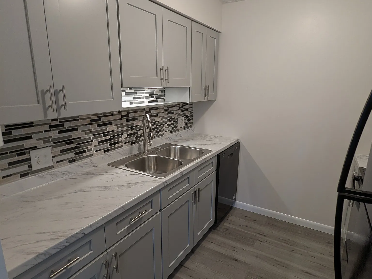 2207 Spring Park Rd — Photo 2