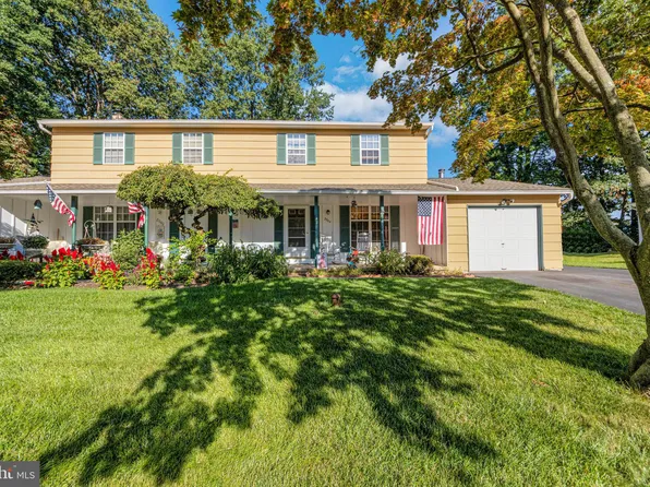 2944 Washington Ln, Hatfield, PA 19440