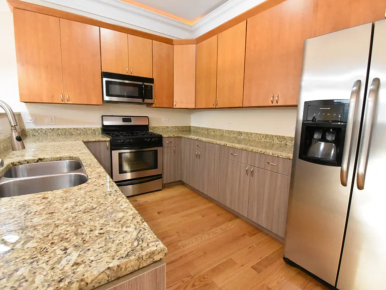 4518 N Kedzie Ave #3C — Photo 2