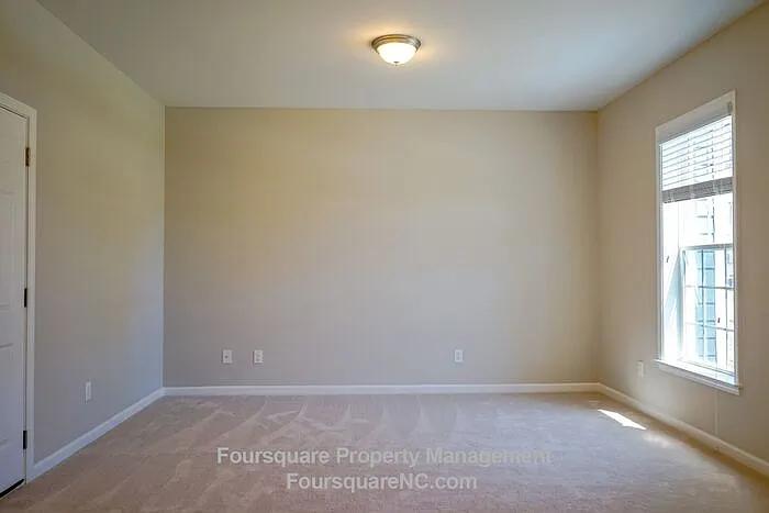 6405 Giddings St — Photo 14