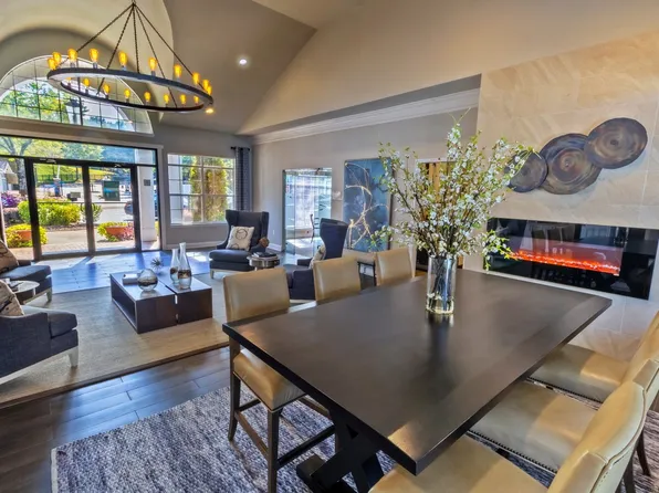 Lullwater at Calumet