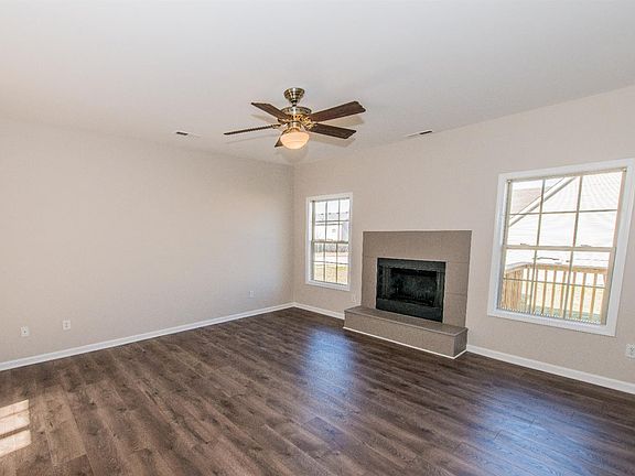 2nd image of 2709 Red Clover Dr