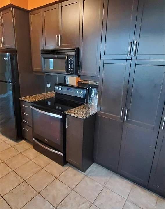 2nd image of 90 Absolute Ave #1509