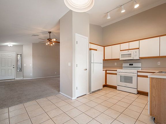 5th image of 14028 N 150th Ln