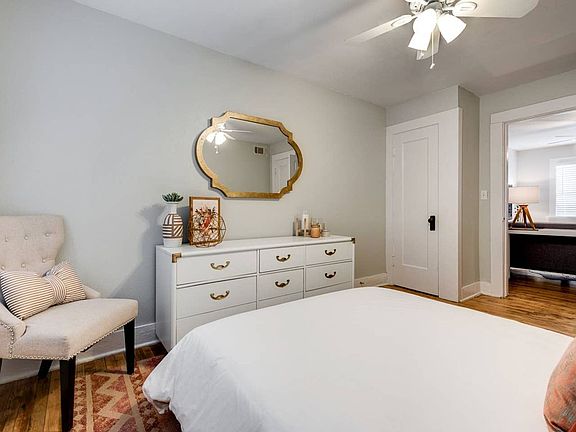 2nd image of 1503 W Myrtle St APT 7