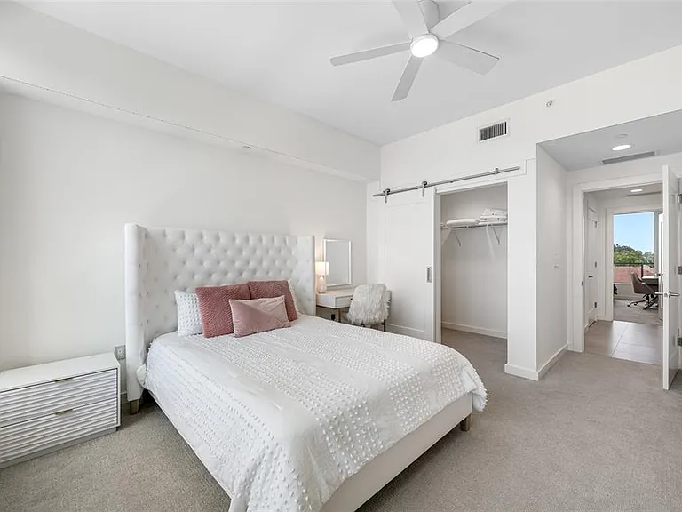 900 N Osceola #603 — Photo 14