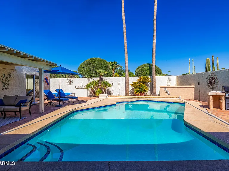 7270 E Loma Ln — Photo 23
