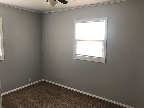 2nd image of 210 Johnson St